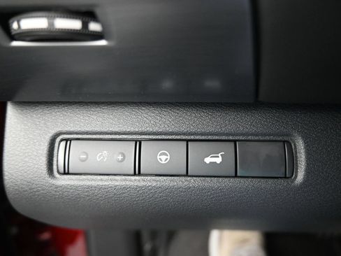 Used 2025 Nissan Pathfinder Rock Creek AWD/4WD image 25
