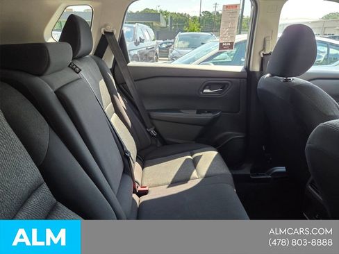 Used 2024 Nissan Rogue SV FWD image 16