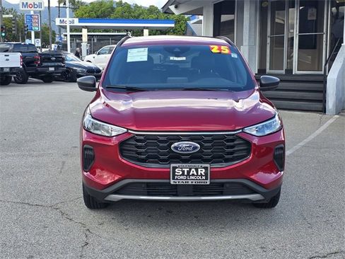 Certified 2025 Ford Escape ST-Line image 2