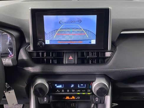 Certified 2025 Toyota RAV4 LE AWD/4WD image 15