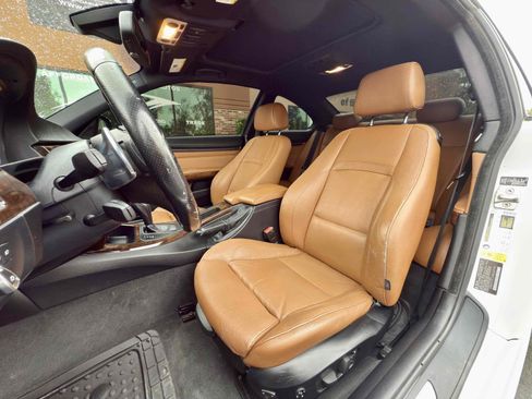 Used 2011 BMW 328i xDrive Coupe image 31