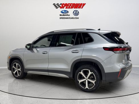 Certified 2025 Volkswagen Tiguan SE AWD/4WD image 9