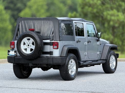 Used 2016 Jeep Wrangler Unlimited Sport w/ Quick Order Package 24S AWD/4WD image 11