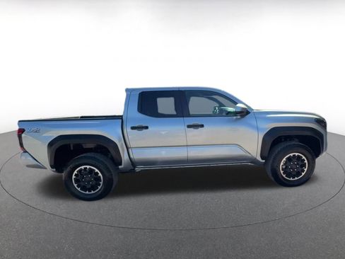 Used 2025 Toyota Tacoma TRD Off-Road image 16