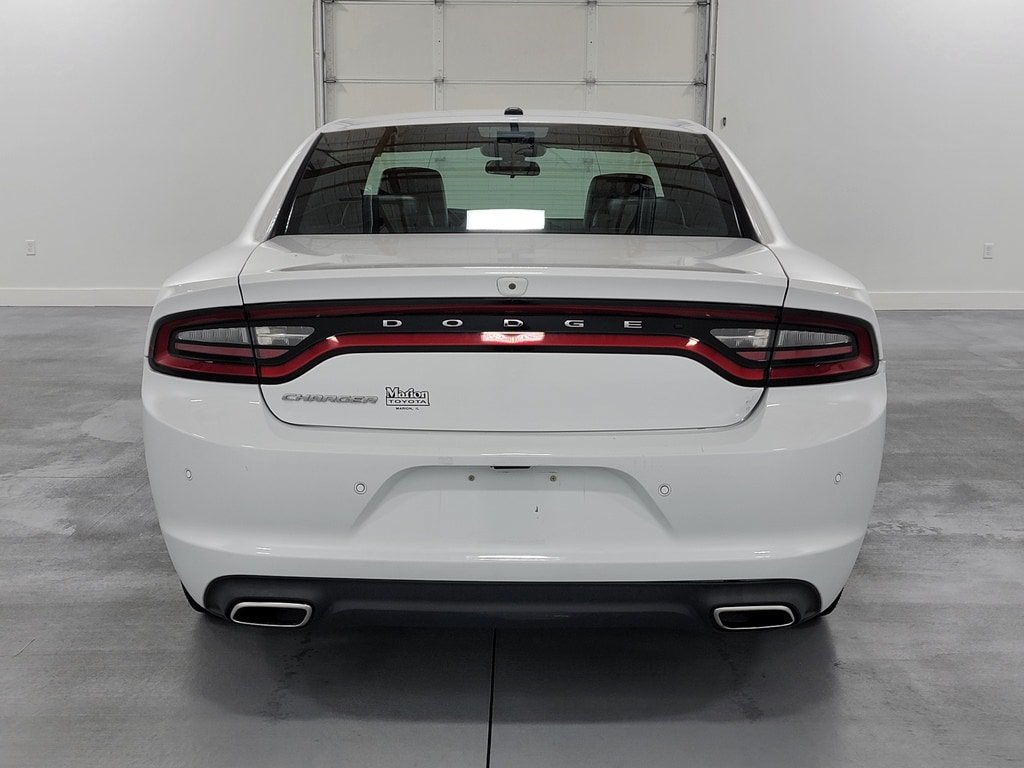 Used 2020 Dodge Charger SXT w/ Leather Interior Group RWD image 8