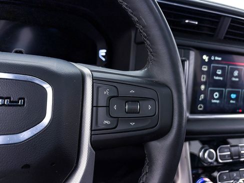 Used 2024 GMC Yukon Denali w/ Advanced Technology Package image 37