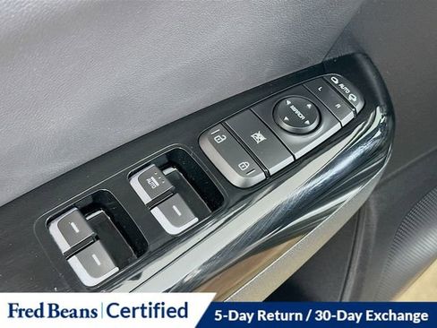 Used 2020 Kia Sportage EX image 19