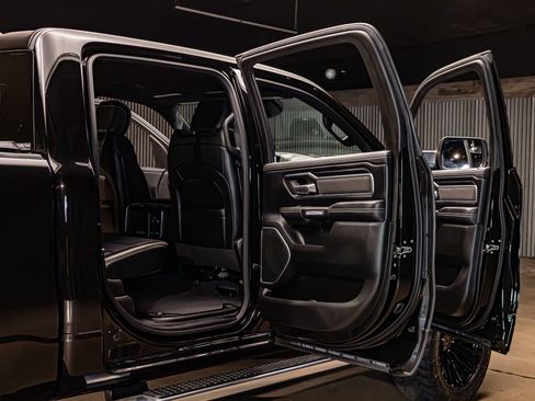 Used 2023 RAM 1500 Laramie image 30