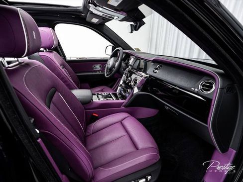 Used 2023 Rolls-Royce Cullinan w/ Cullinan Package AWD/4WD image 38