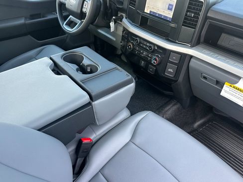 New 2026 Ford F250 XL w/ XL Chrome Package image 14