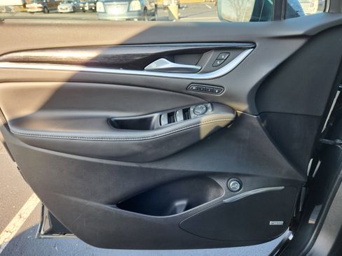 Used 2019 Buick Enclave Avenir w/ Avenir Technology Package image 24