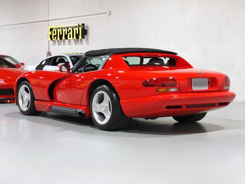 Used 1994 Dodge Viper RT/10 RWD image 10