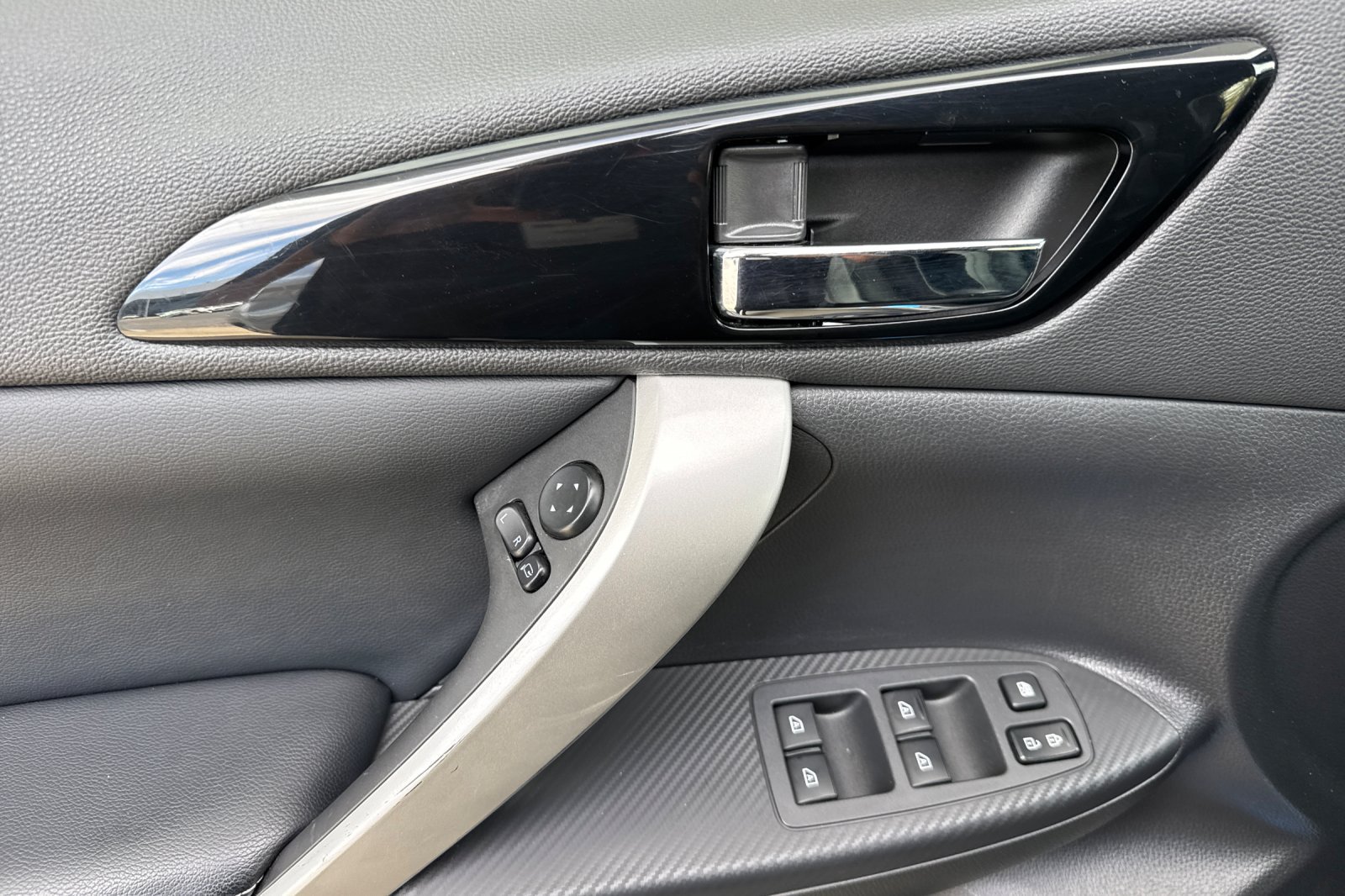 Used 2023 Mitsubishi Eclipse Cross SE AWD/4WD image 10