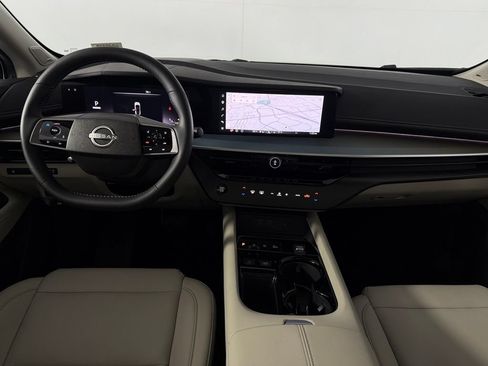 Used 2025 Nissan Murano SL AWD/4WD image 16