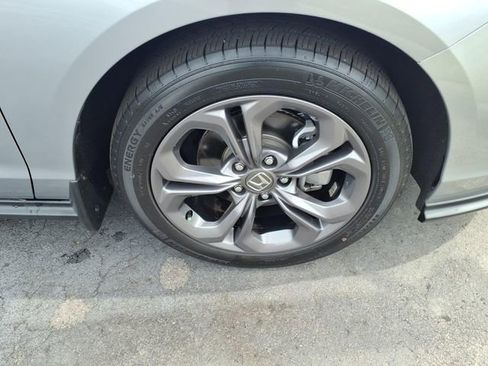 Used 2023 Honda Accord EX image 4