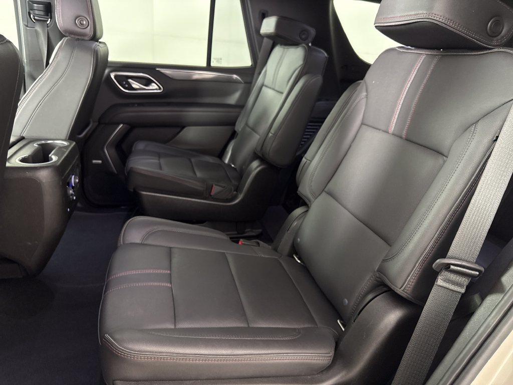 Used 2021 Chevrolet Tahoe RST w/ Luxury Package RWD image 13