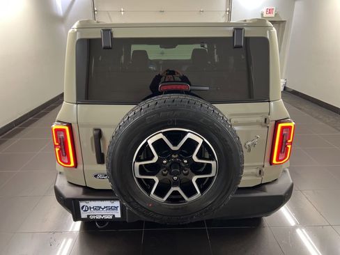 New 2026 Ford Bronco Outer Banks image 5