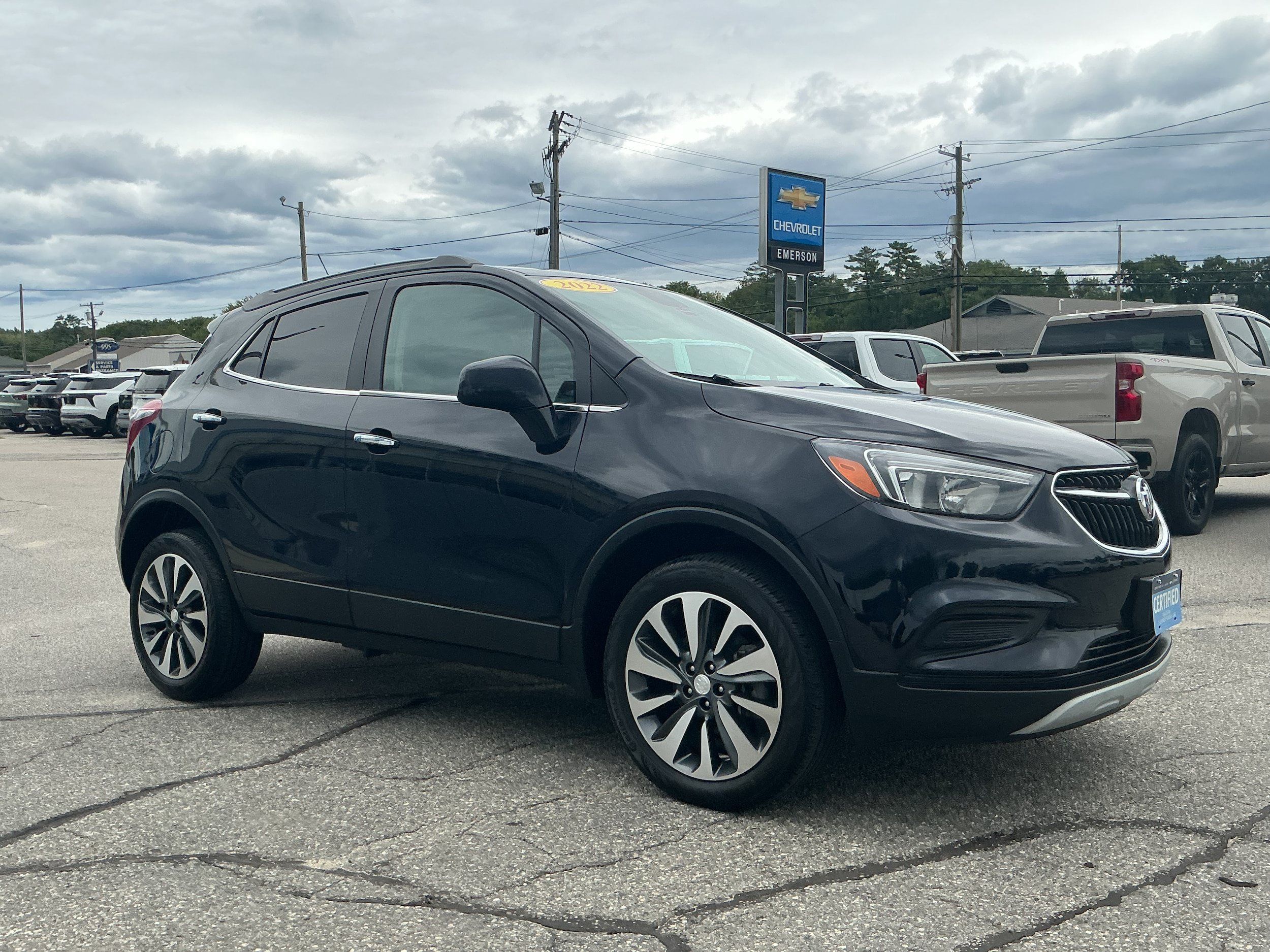 Certified 2022 Buick Encore Preferred w/ Safety Package AWD/4WD image 3