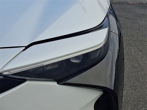 Used 2024 Toyota bZ4X XLE image 9