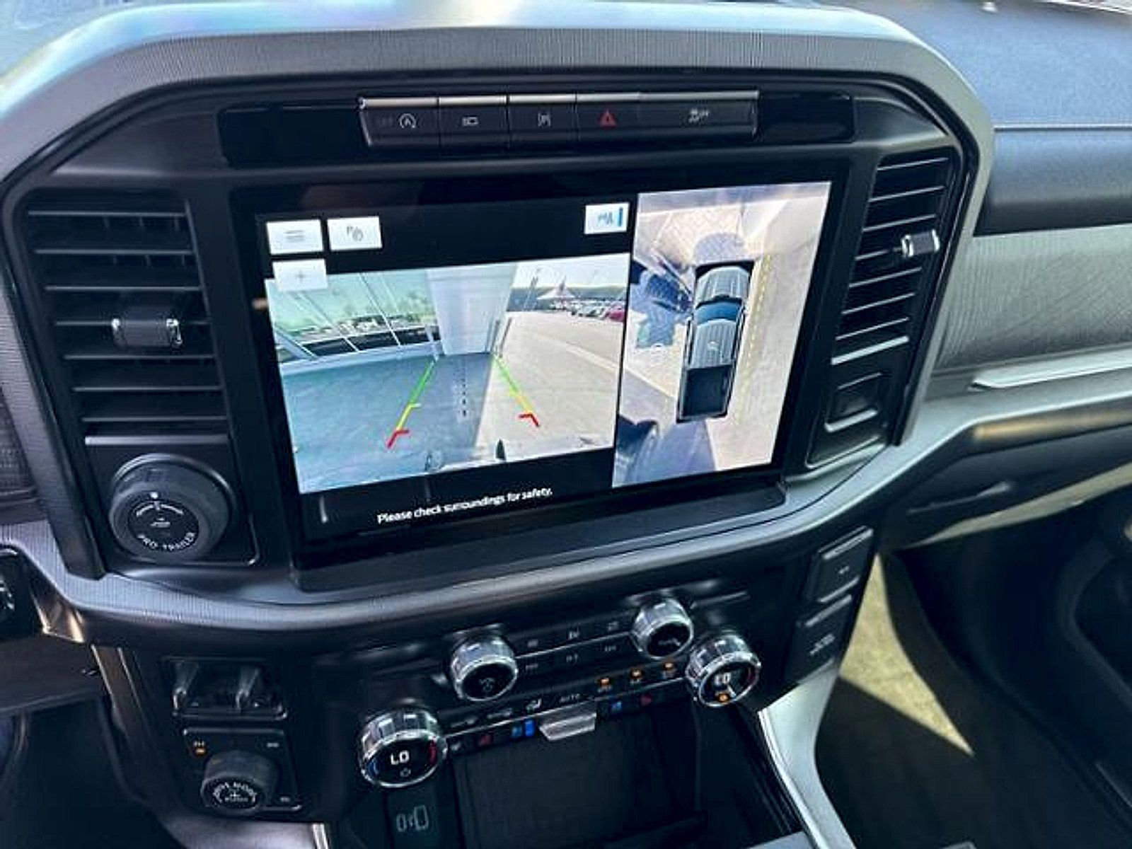 Used 2021 Ford F150 Platinum w/ Equipment Group 701A High AWD/4WD image 25
