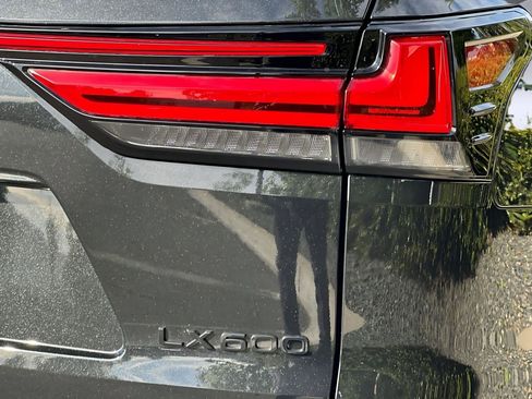 New 2026 Lexus LX 600 4WD w/ Luxury Package image 13