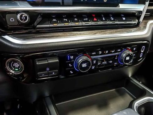 Certified 2025 Chevrolet Silverado 1500 LTZ w/ Z71 Off-Road Package AWD/4WD image 25