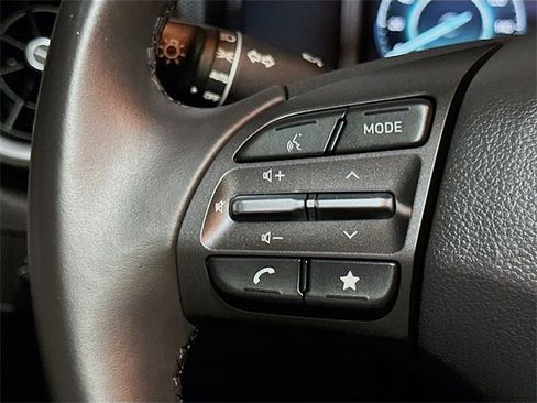 Used 2023 Hyundai Kona Limited image 27
