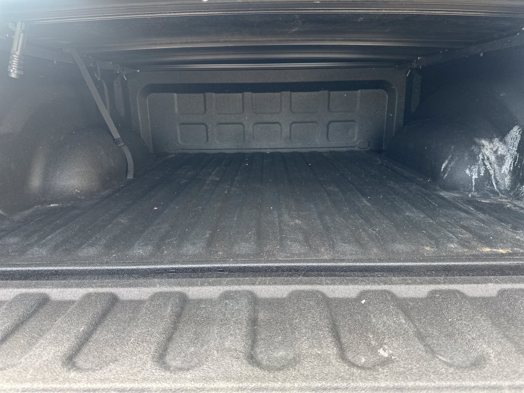 Used 2019 RAM 1500 Warlock AWD/4WD image 17