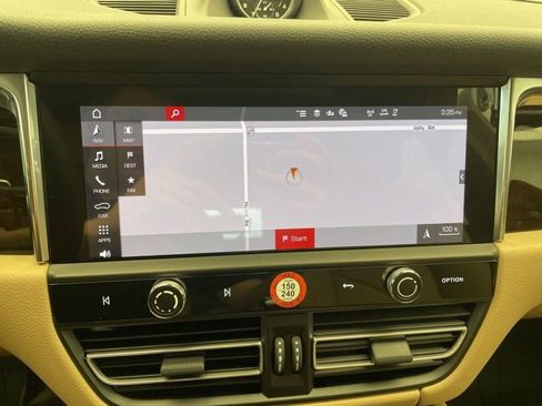 New 2025 Porsche Macan image 26