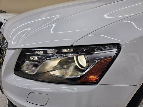 Used 2011 Audi Q5 3.2 Prestige AWD/4WD image 9