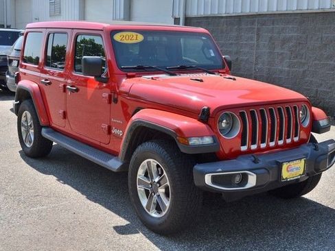 Used 2021 Jeep Wrangler Unlimited Sahara AWD/4WD image 2