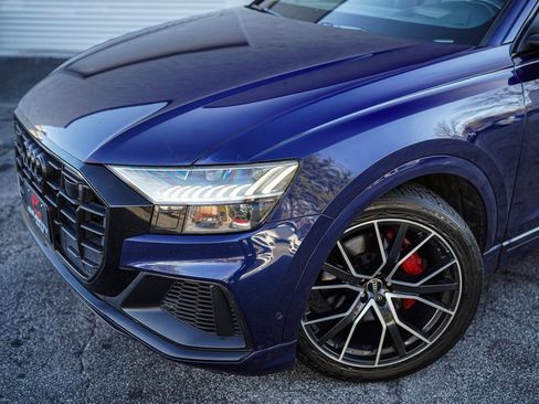 Used 2019 Audi Q8 Prestige w/ Adaptive Chassis Package image 2