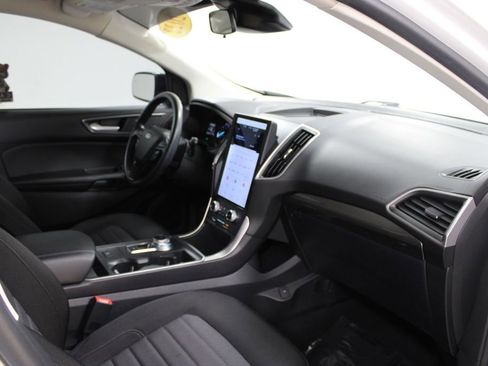 Used 2022 Ford Edge SE w/ Black Appearance Package image 26