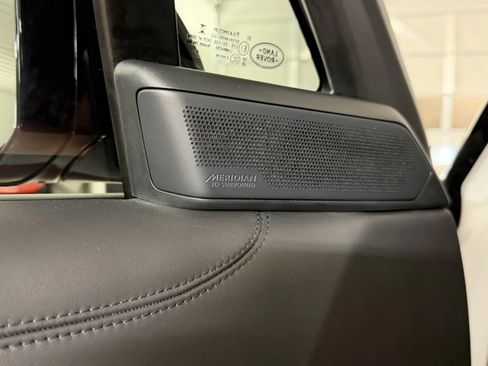 Used 2022 Land Rover Range Rover SE AWD/4WD image 19