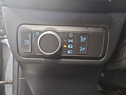 Used 2021 Ford Escape SE FWD image 23