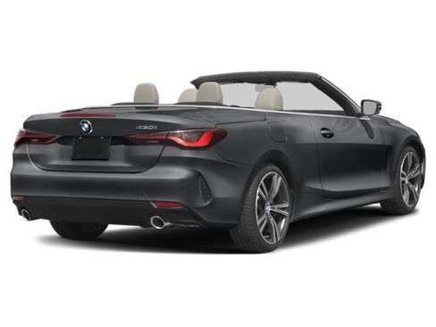 Used 2023 BMW 430i Convertible w/ Premium Package RWD image 2