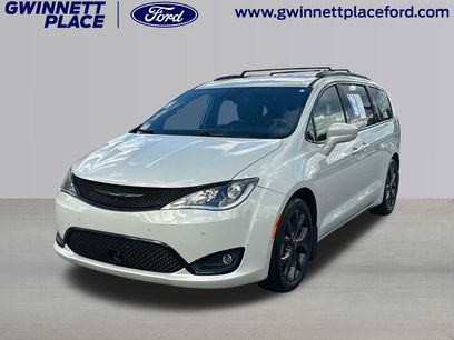 Used 2020 Chrysler Pacifica Touring-L w/ Advanced Safetytec Group