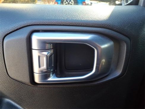 Certified 2022 Jeep Wrangler Unlimited Rubicon w/ Cold Weather Group image 16