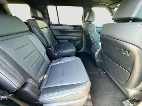 New 2026 Hyundai Santa Fe Calligraphy image 22