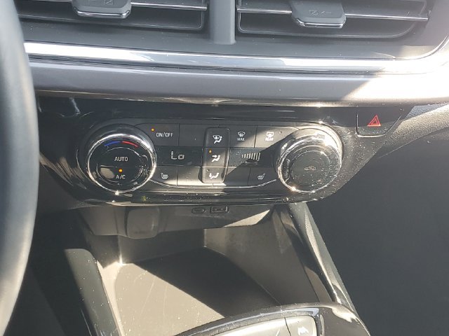 Used 2025 Chevrolet Trax ACTIV w/ Driver Confidence Package FWD image 26