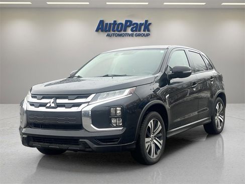 Used 2020 Mitsubishi Outlander Sport ES image 3