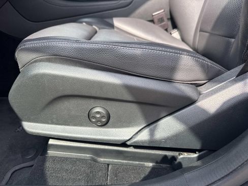 Used 2021 Mercedes-Benz GLC 300 image 16