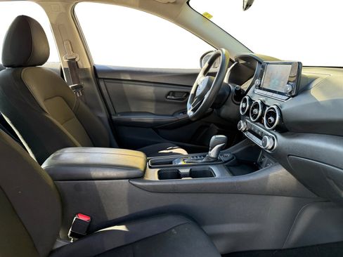 Used 2024 Nissan Sentra S image 11