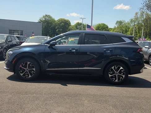 Used 2023 Kia Sportage EX AWD/4WD image 6