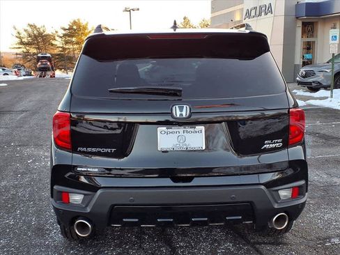 Used 2023 Honda Passport Elite image 4