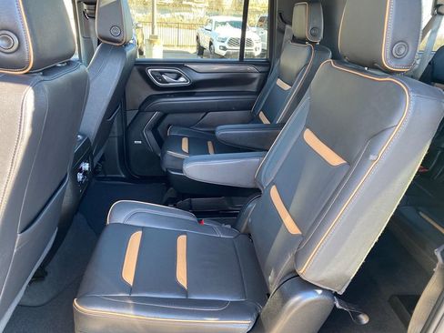 Used 2023 GMC Yukon XL AT4 image 26