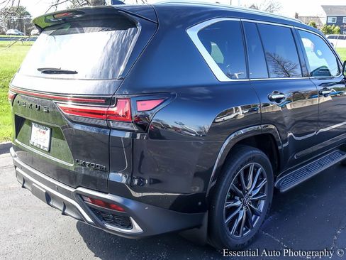 Used 2025 Lexus LX 700h F Sport AWD/4WD image 11