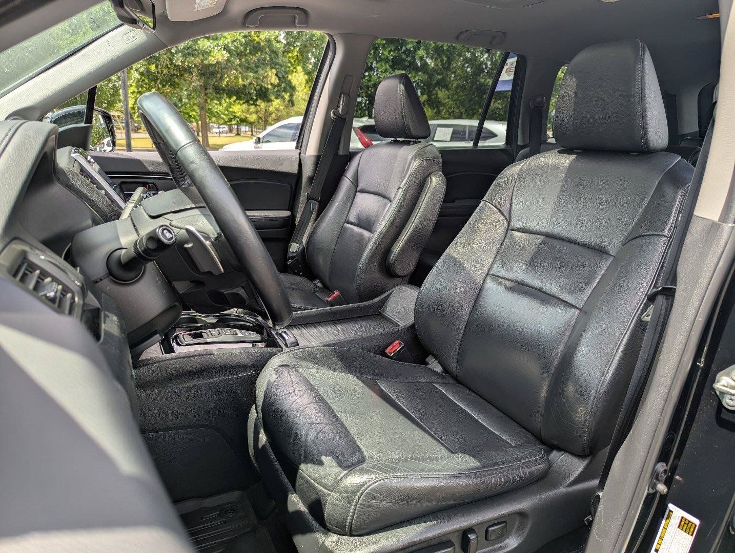 Used 2016 Honda Pilot Touring image 28