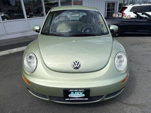 Used 2008 Volkswagen Beetle S image 8