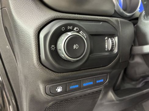 Used 2023 Jeep Wrangler Unlimited w/ Cold Weather Group AWD/4WD image 11